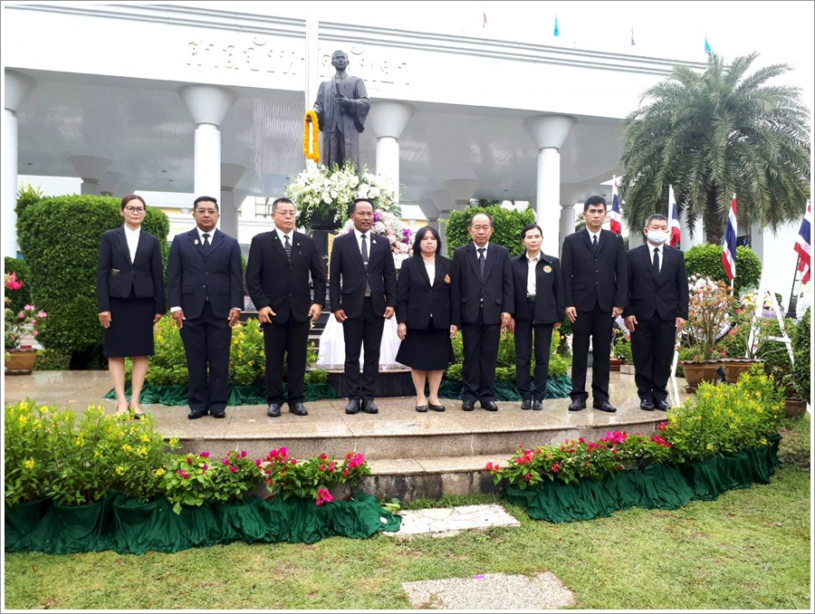 ﻿สำนักงานบังคับคดีกลุ่มจังหวัดที่ 2 (Sandbox) ร่วมวางพวงมาลาถวายสักการะ เนื่องใน 